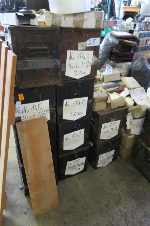 Dřevoobráběcí stroje-14